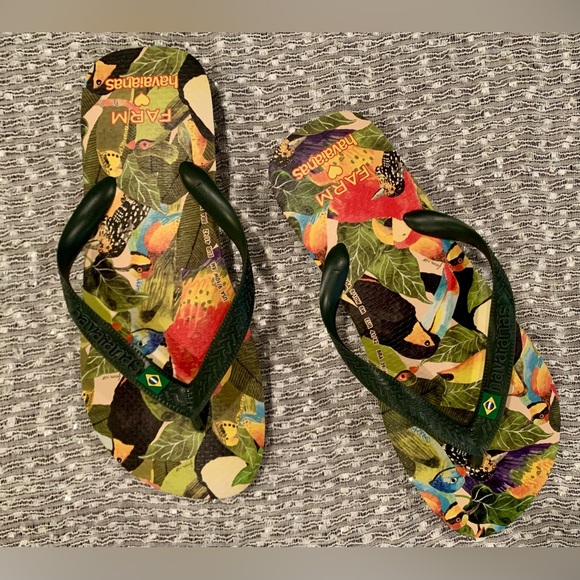 Havaianas x Farm Rio Tropical Birds
Print NWT - Women’s 9/10, Men 8 - Picture 3 of 8